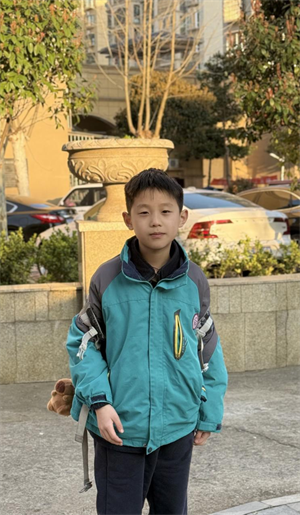 我的发明——自动浇蒜器