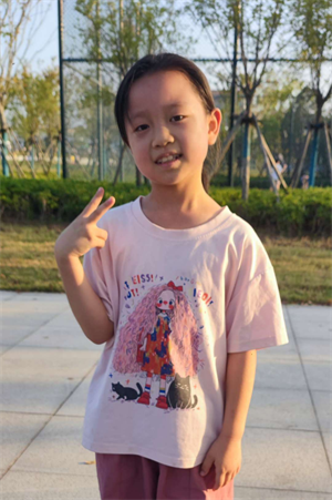 “小书虫”姐姐