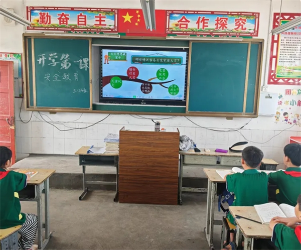 新学期,新征程,共筑校园新风采 —— 兰青中心小学系列校园活动