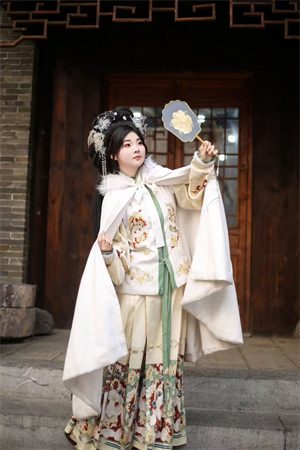 秀