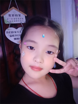 张子格图片1