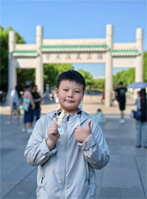 谢亚桐图片1
