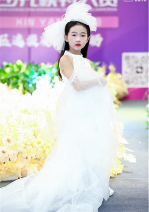 喻如意图片1