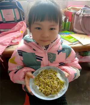 胡雅轩图片1