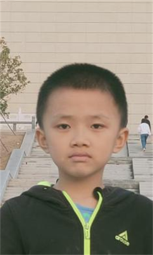 廉宸睿图片1