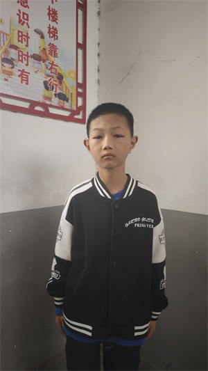 19孔晨旭图片1