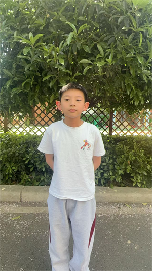 15钱于睿晨图片1
