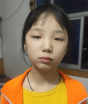 4 陈雨萱图片1